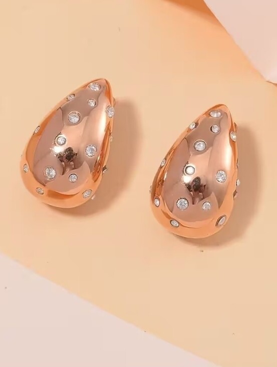 Jewelry - Rose Gold Teardrop Crystal Stud Earrings